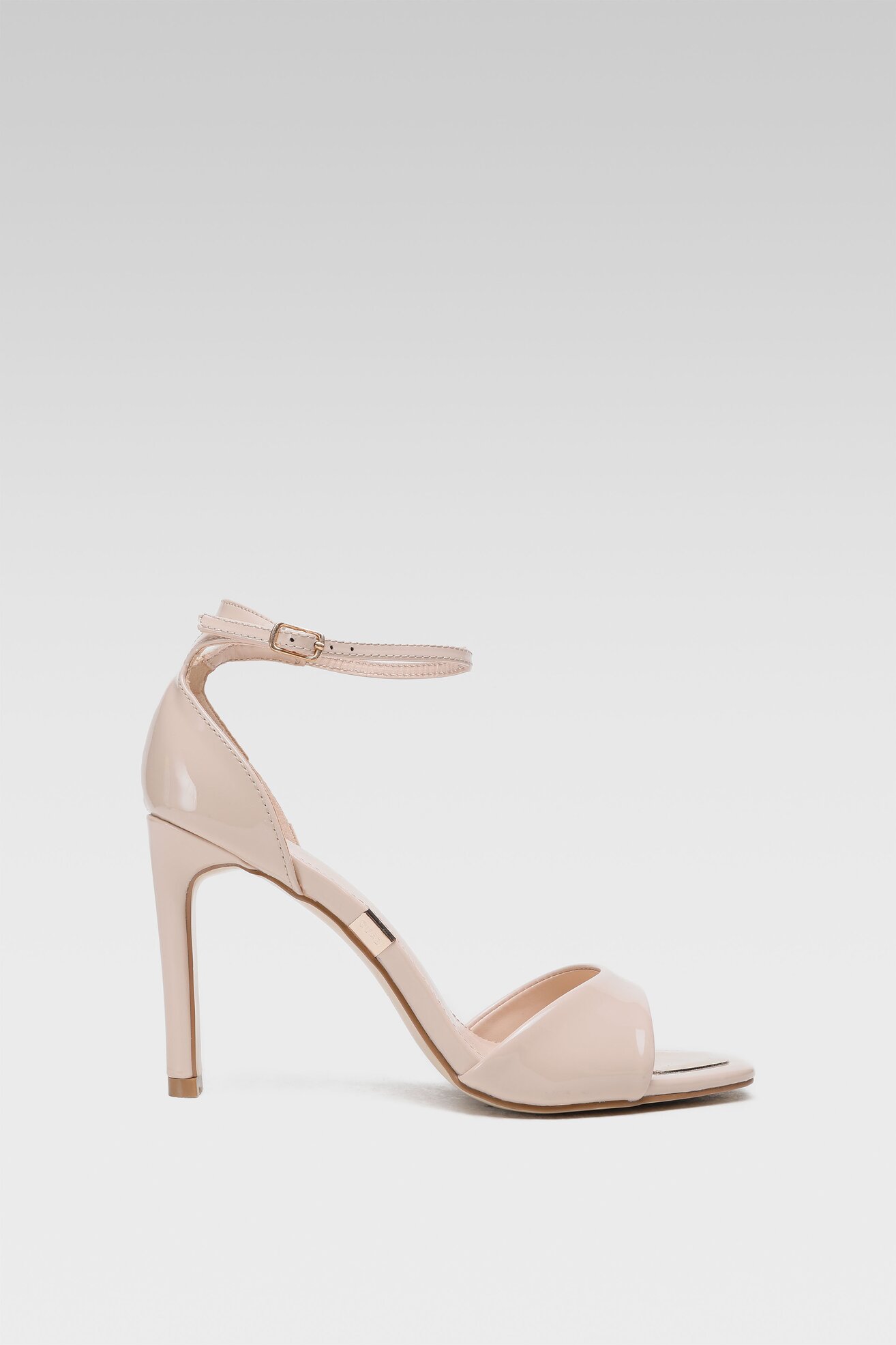 Sandały Quazi WYL2925-5A Beżowy