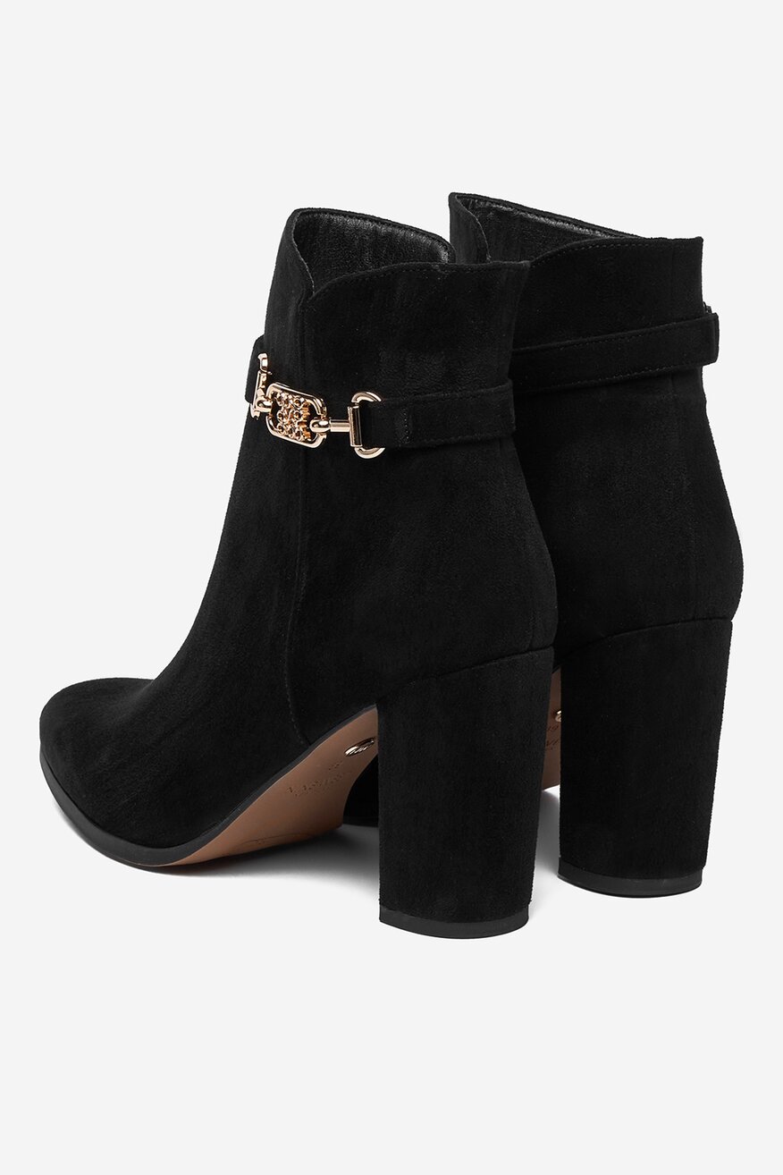 
                Ghete NINE WEST NEGRU - 5906751360842