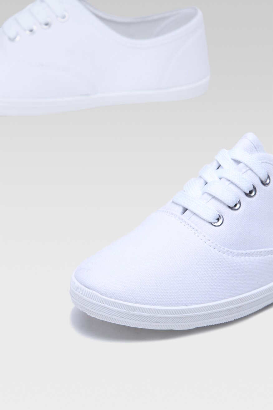 
                Bassano - Trampki białe - 5904862737430