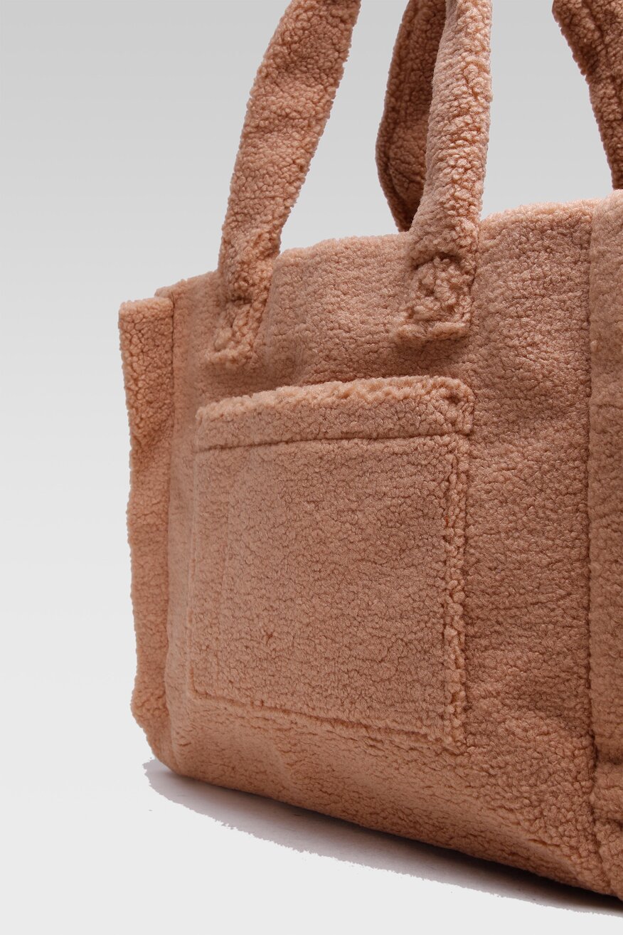 
                Дамска чанта Jenny Fairy КАМЕЛ - 5904248167721