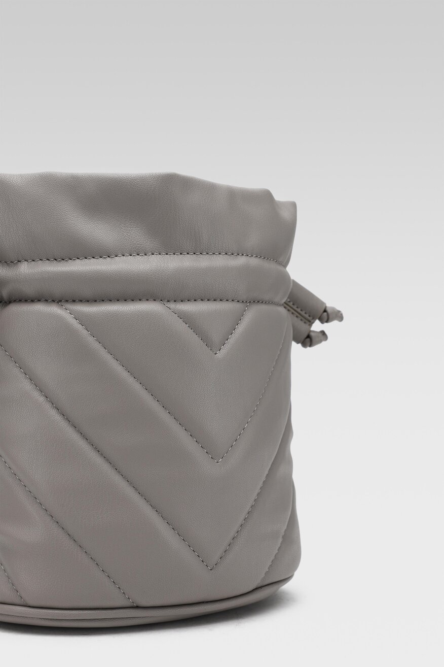 
                Дамска чанта Jenny Fairy СИВ - 5903698805351