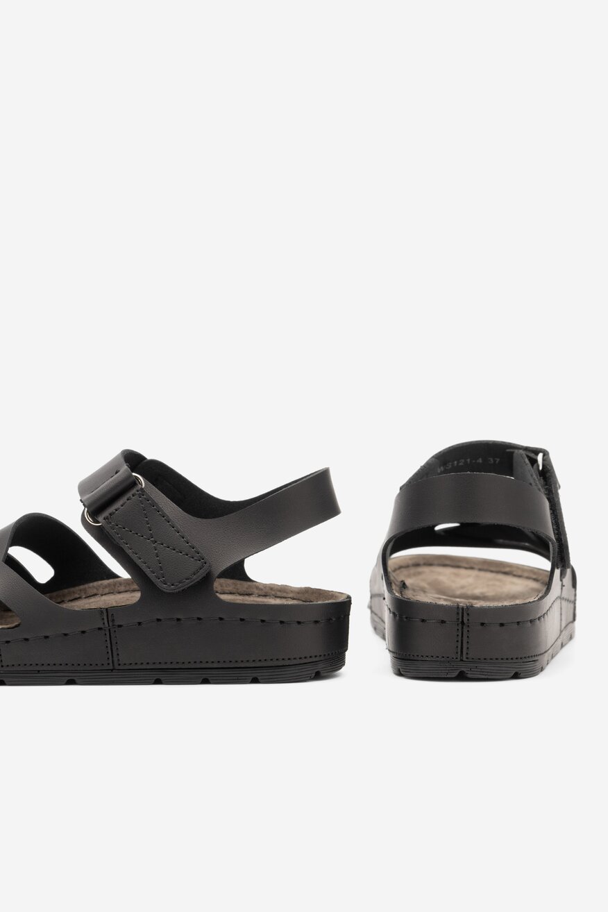 
                Go Soft - Sandały na rzepy - 5904862747149