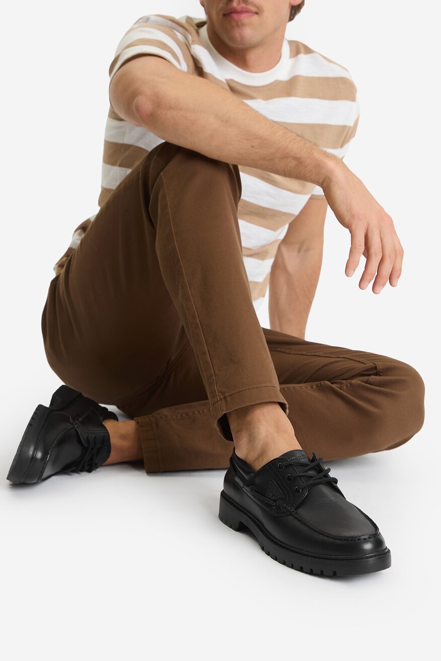 
                Напівчеревик GUESS JEANS ЧОРНИЙ - 5907964017530