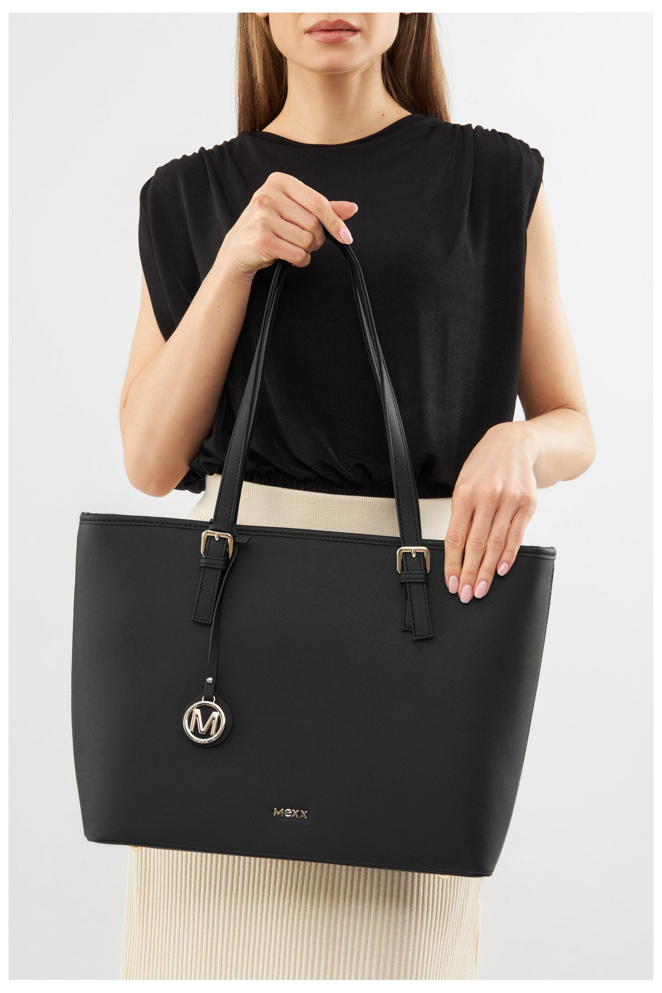 Сумка З Ремінцем Mexx MEXX-E-026-05 ЧОРНИЙ