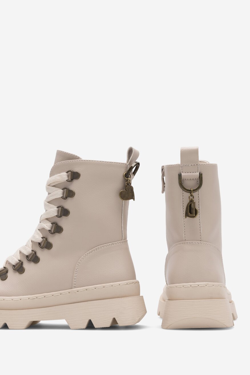 
                Bocanci DeeZee BEJ - 5905588127123