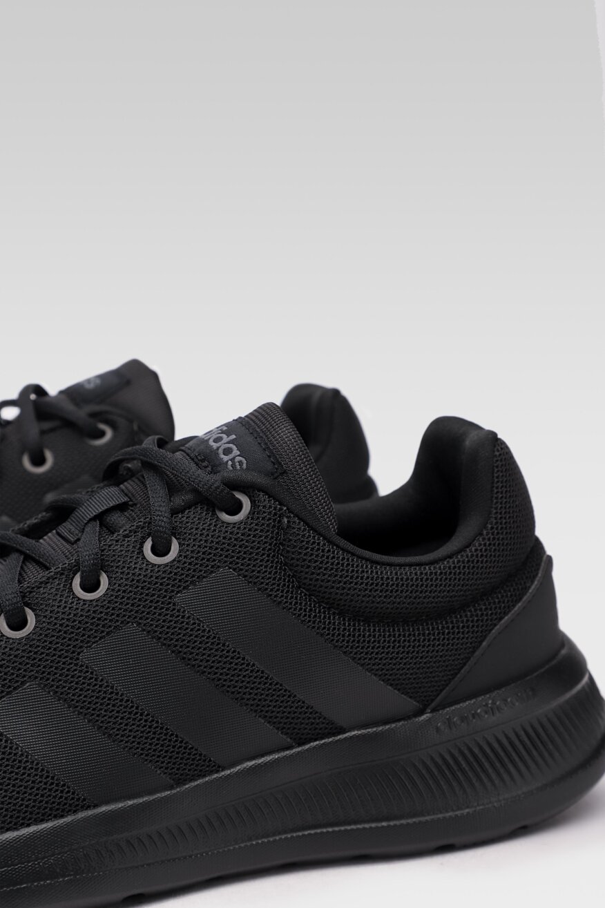 
                adidas - Obuwie sportowe czarne sznurowane - 5903698264332