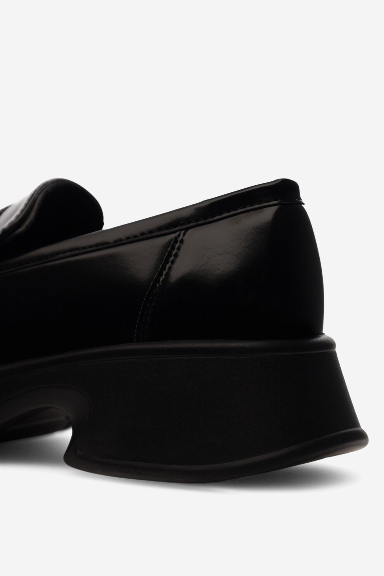 Mokaszin Jenny Fairy PIA CM22813-J20 FEKETE