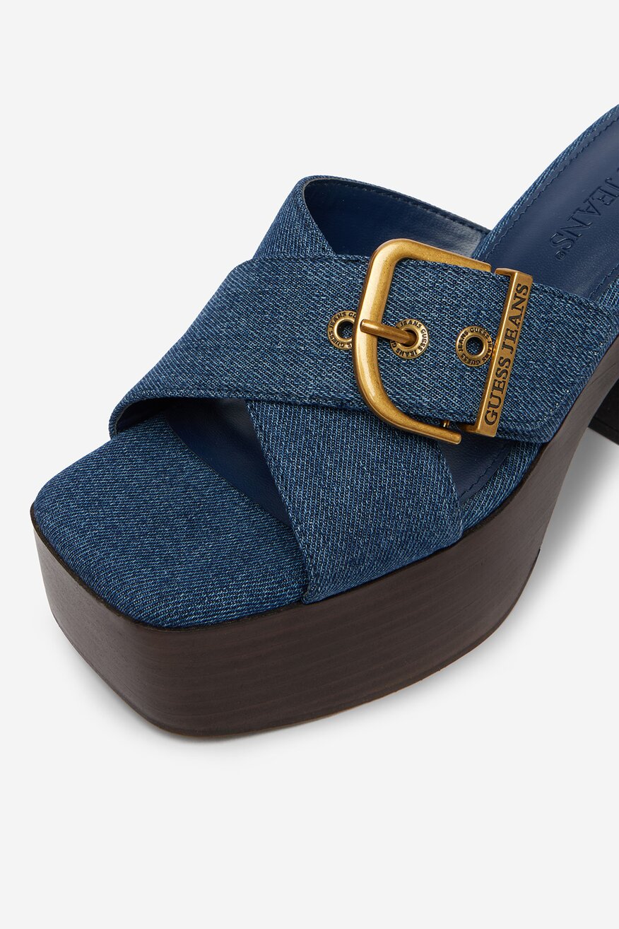 
                GUESS JEANS - Klapki - 5907964071693