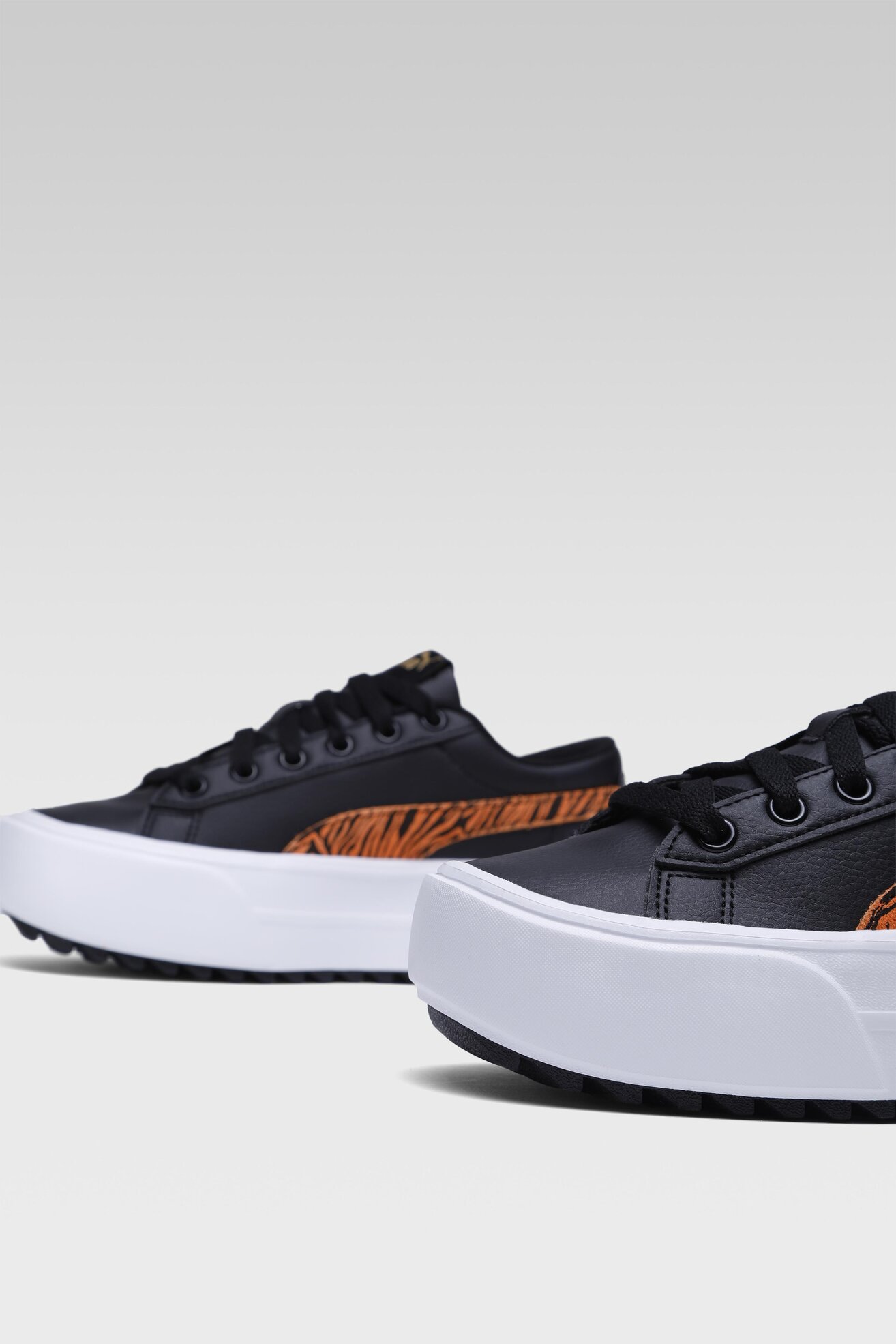 Obuwie sportowe Puma KAIA PLATFORM TIGER 38391501 Czarny