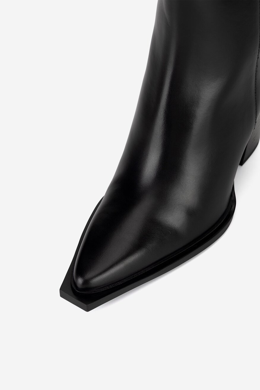 
                Gino Rossi - Botki skórzane na słupku - 5905588828600