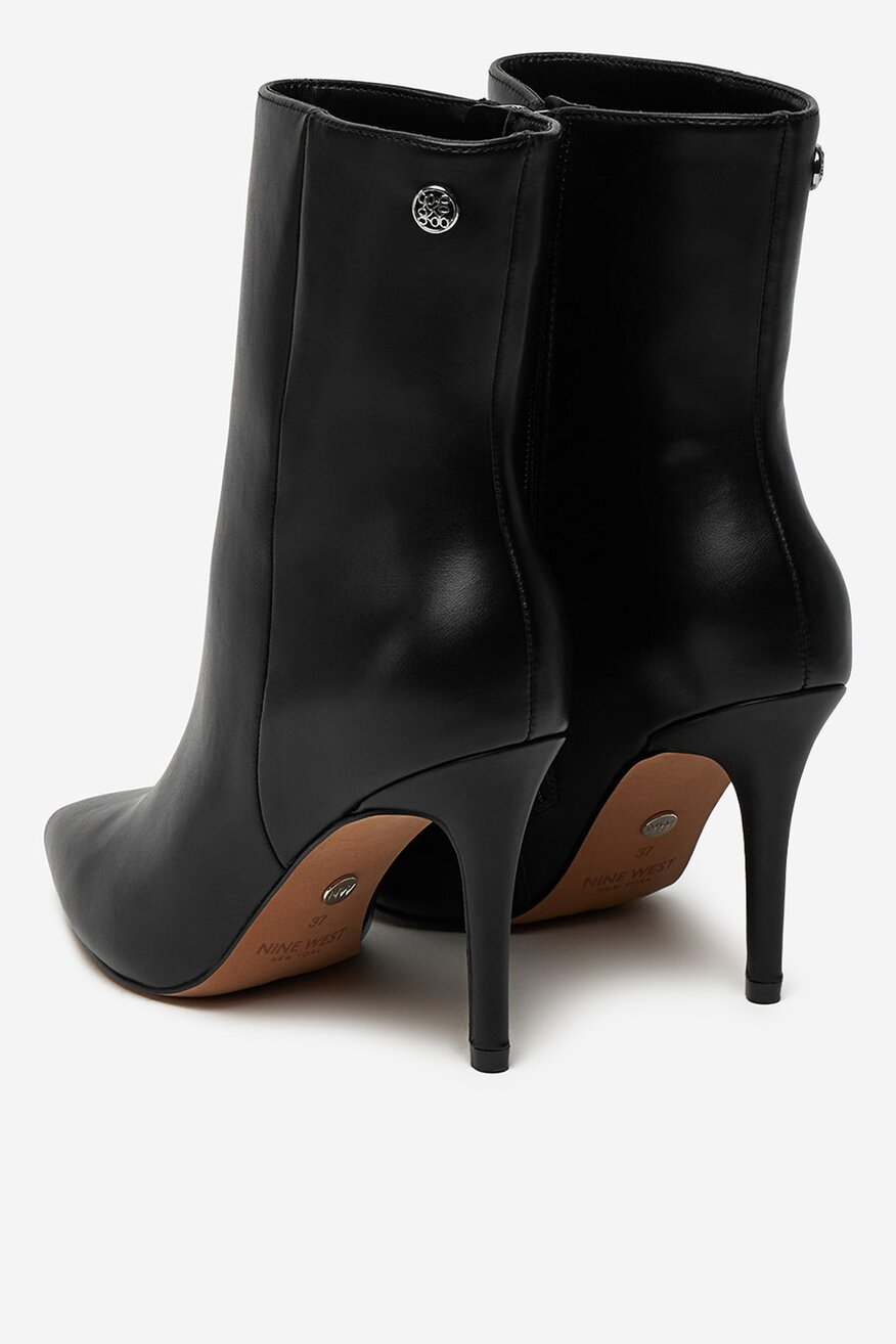 
                Bokacsizma NINE WEST FEKETE - 5906751389317