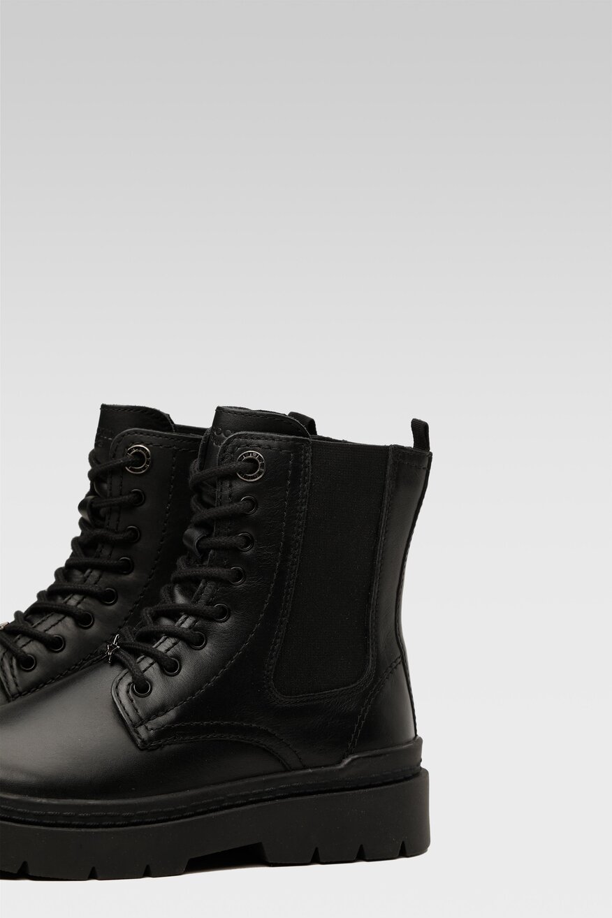 
                Черевики Lasocki Young ЧОРНИЙ - 5904248112851