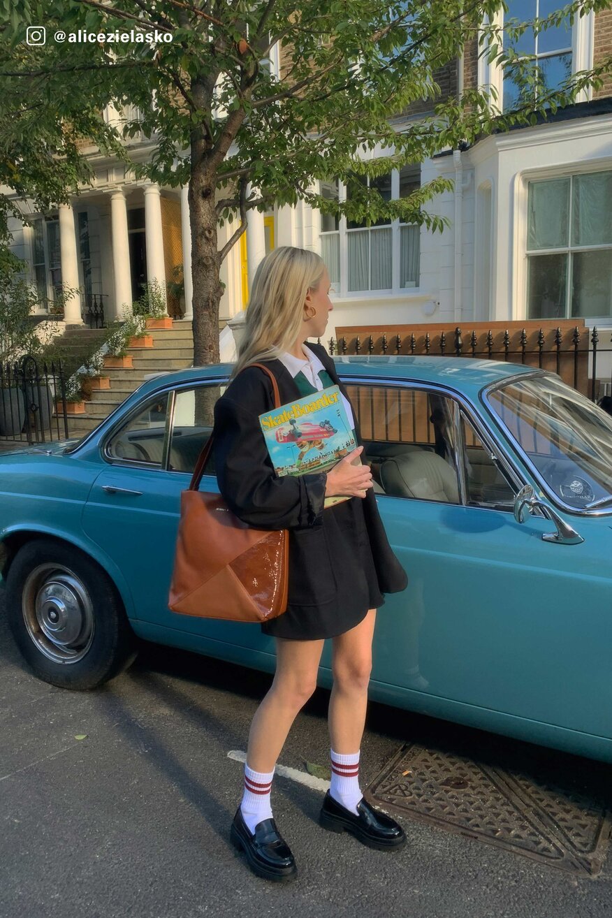 
                Дамска чанта Jenny Fairy КАМЕЛ - 5903698832616