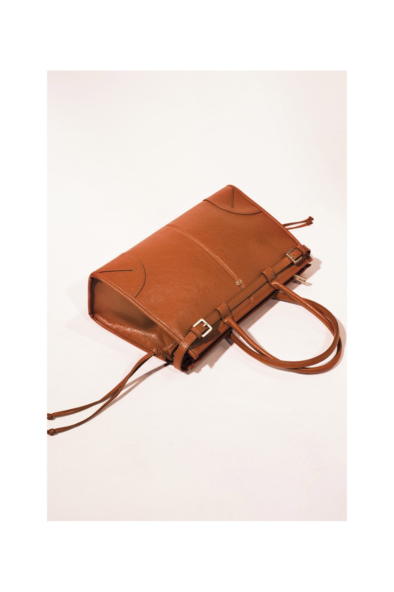 Kézitáska Gino Rossi WEN-200 CAMEL