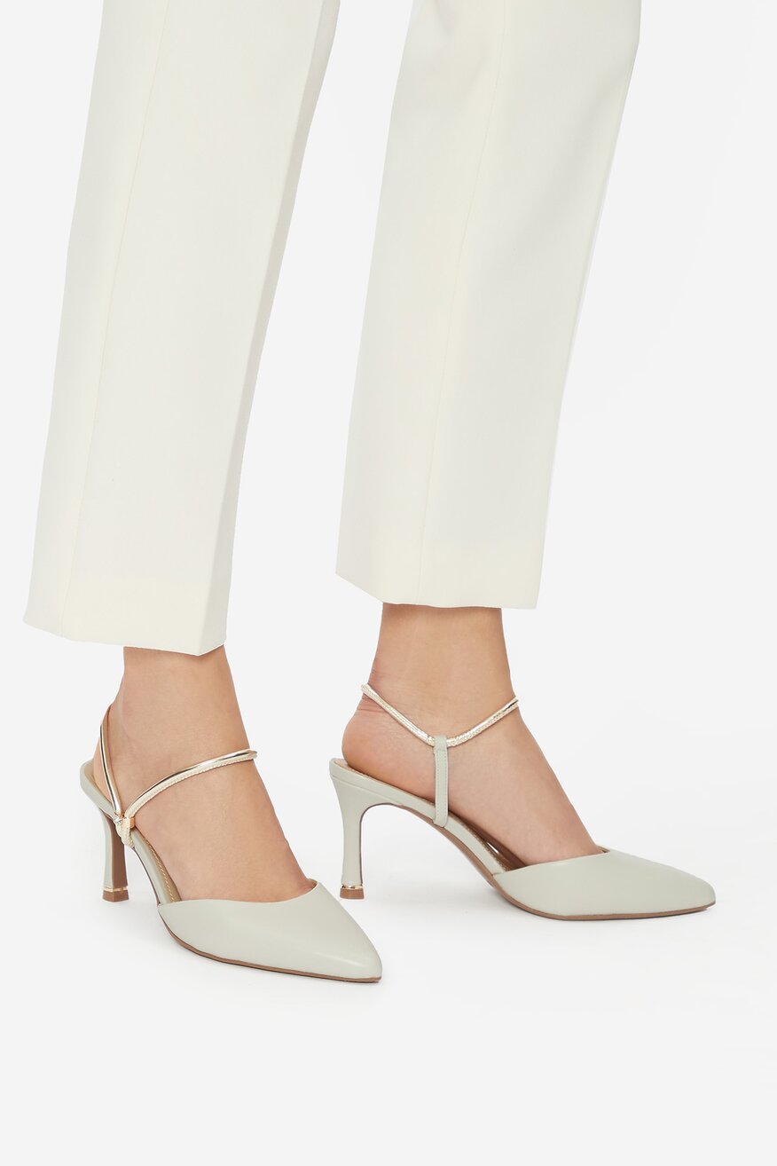 
                Körömcipő Lasocki FEHÉR - 5903698604435