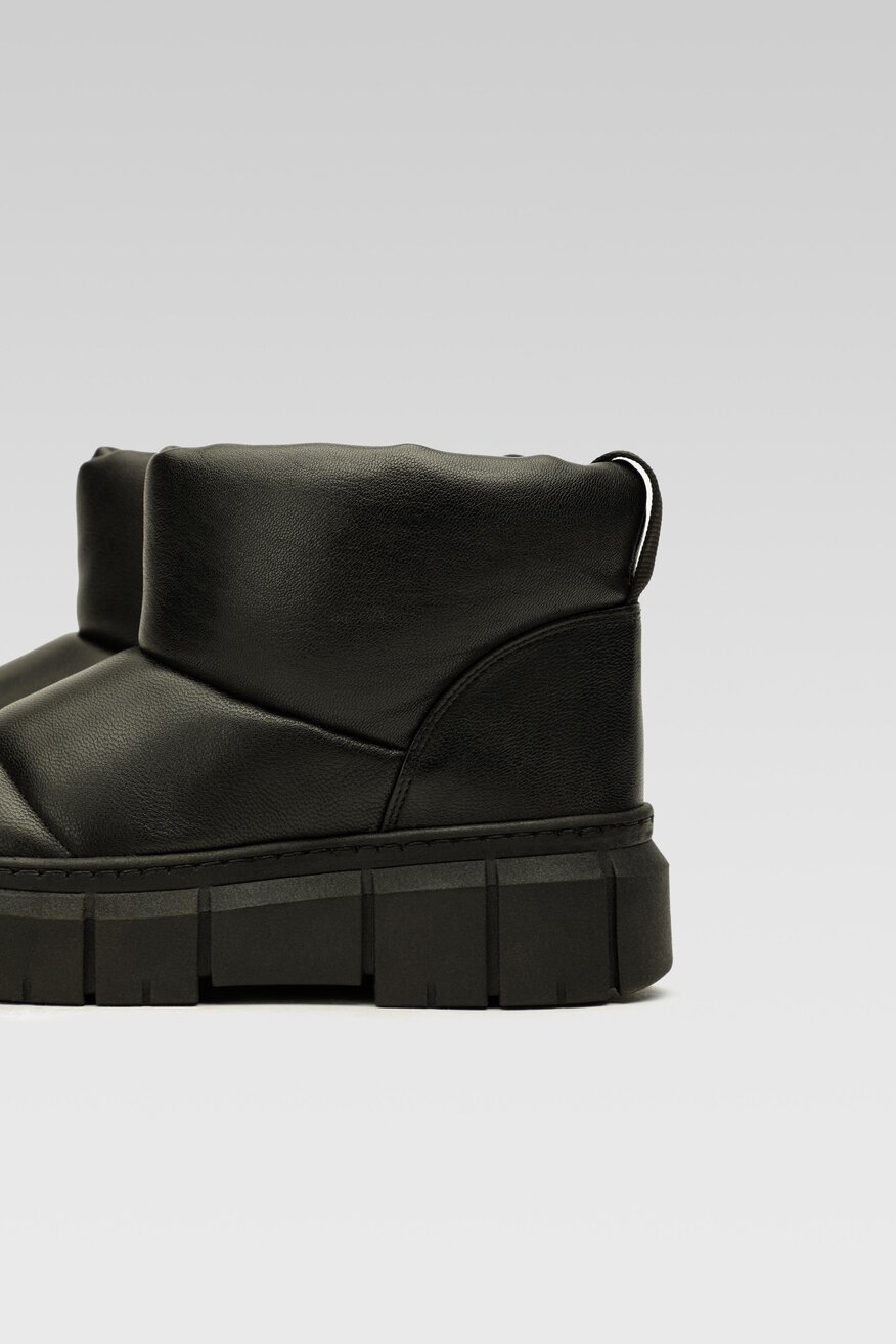 
                Ghete Lasocki NEGRU - 5904862465876