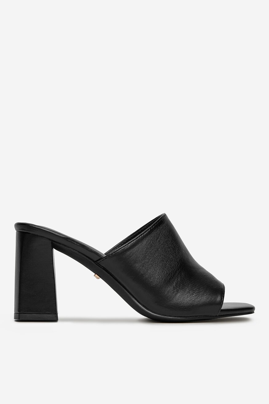 Flip-flop DeeZee FEKETE - 5906751083406