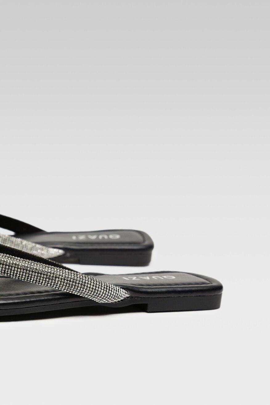 
                Шльопанець Quazi ЧОРНИЙ - 5904248706999