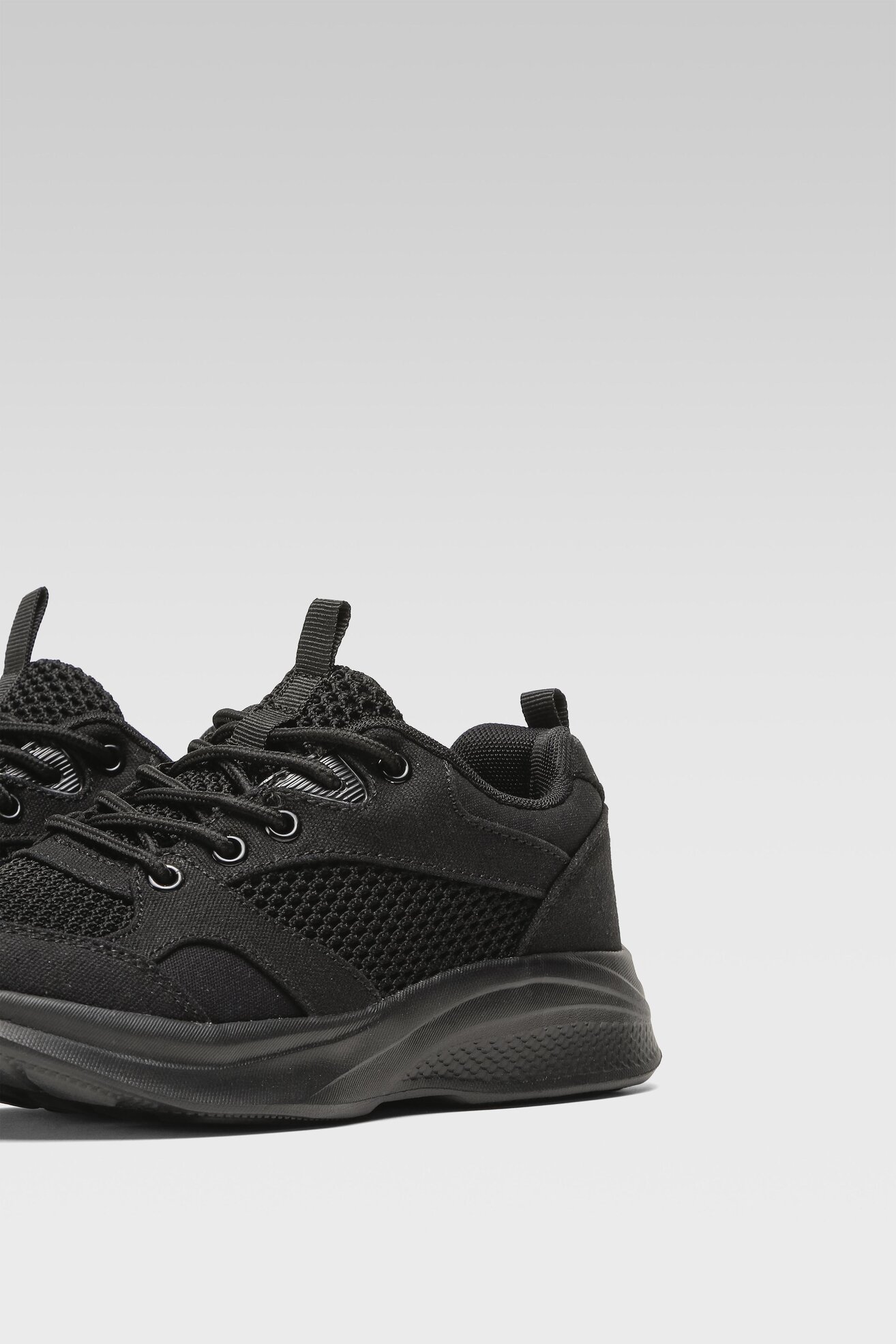 Obuwie sportowe PULSE UP WP66-22758 Czarny