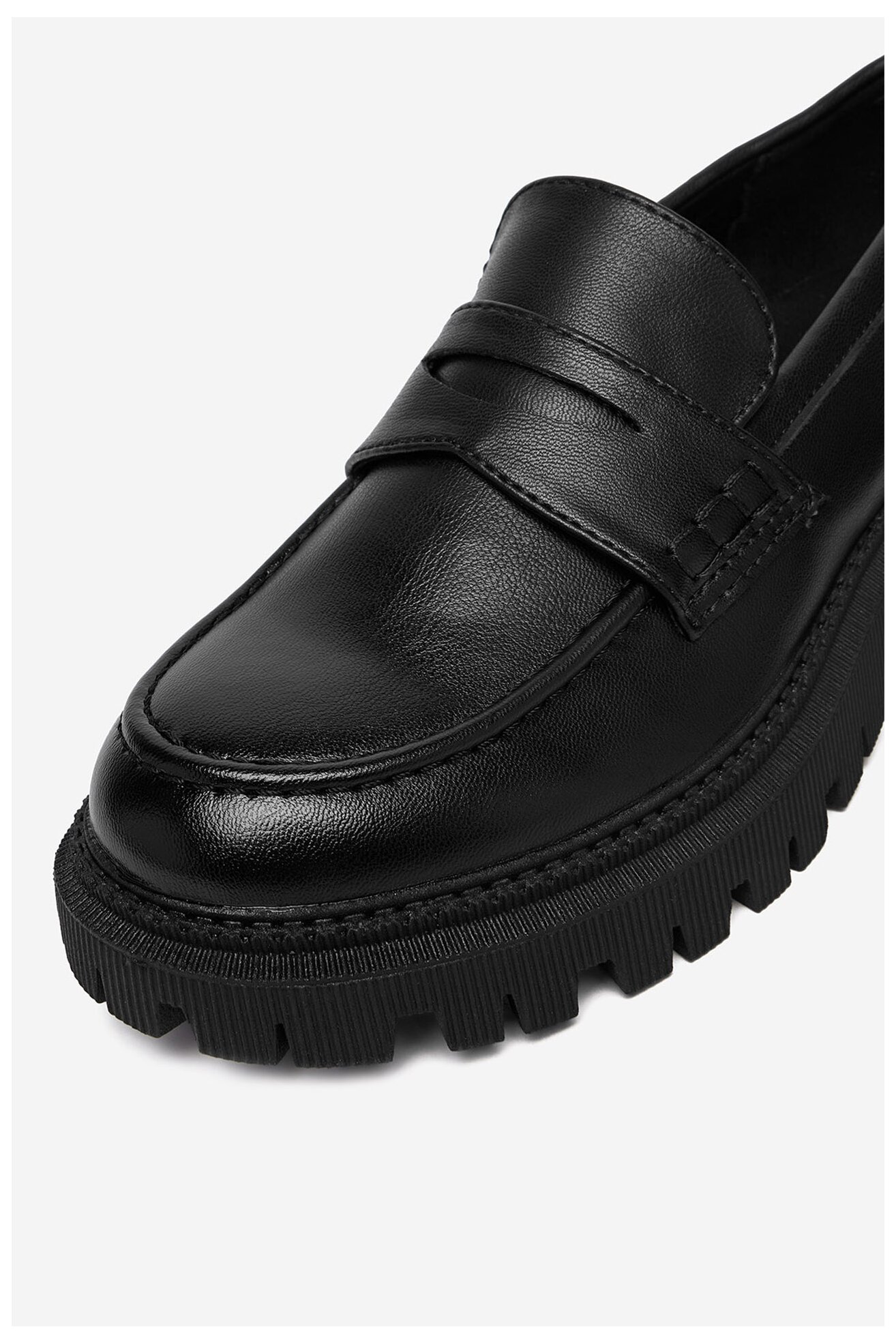 Mokaszin Jenny CEO-HY13027-17 FEKETE