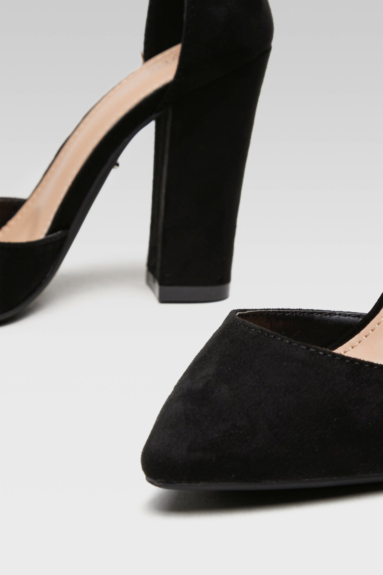 Czółenka DeeZee KL-091201-01 Czarny