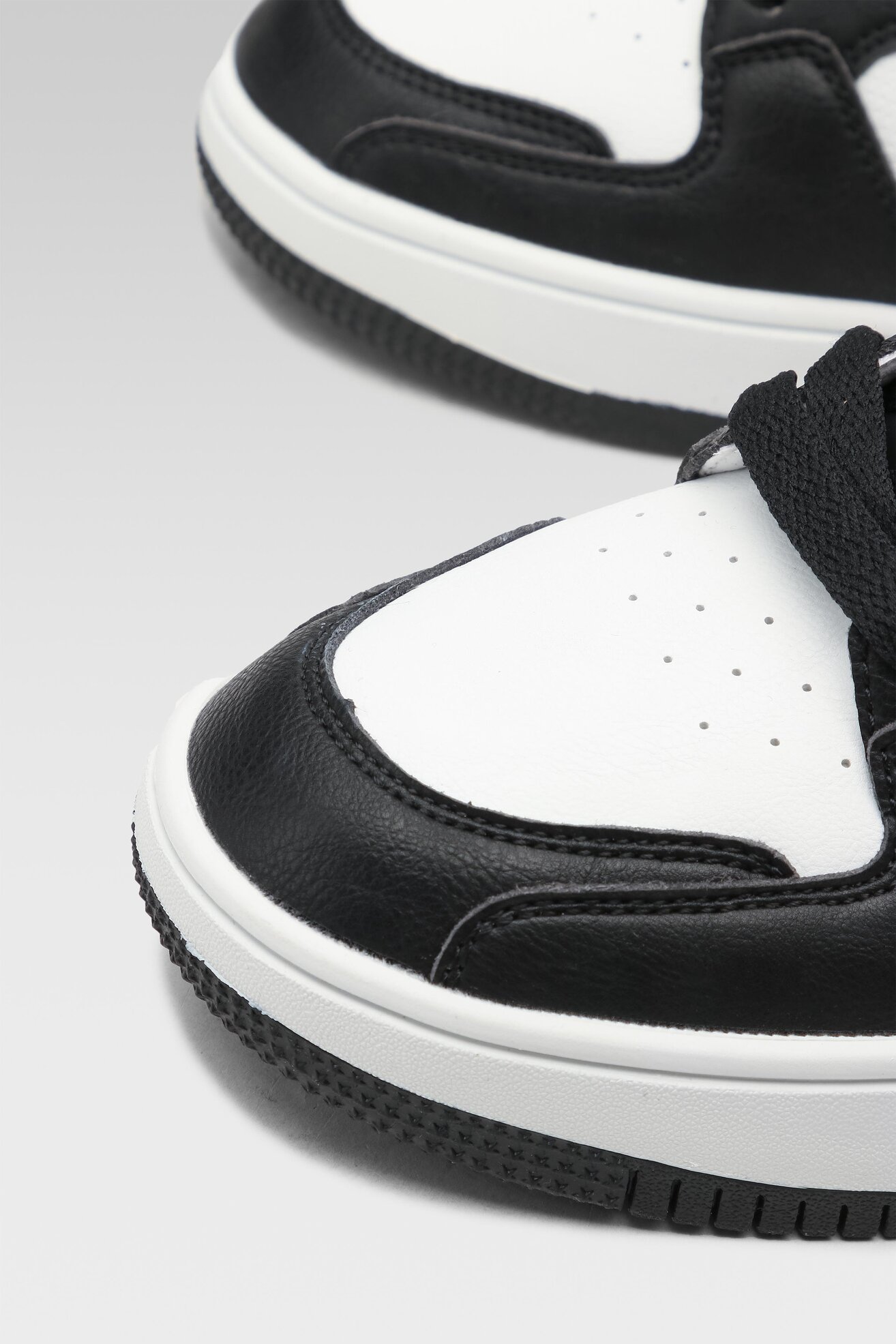 Obuwie sportowe Champion REBOUND 2.0 LOW S21906-WW006 Biały