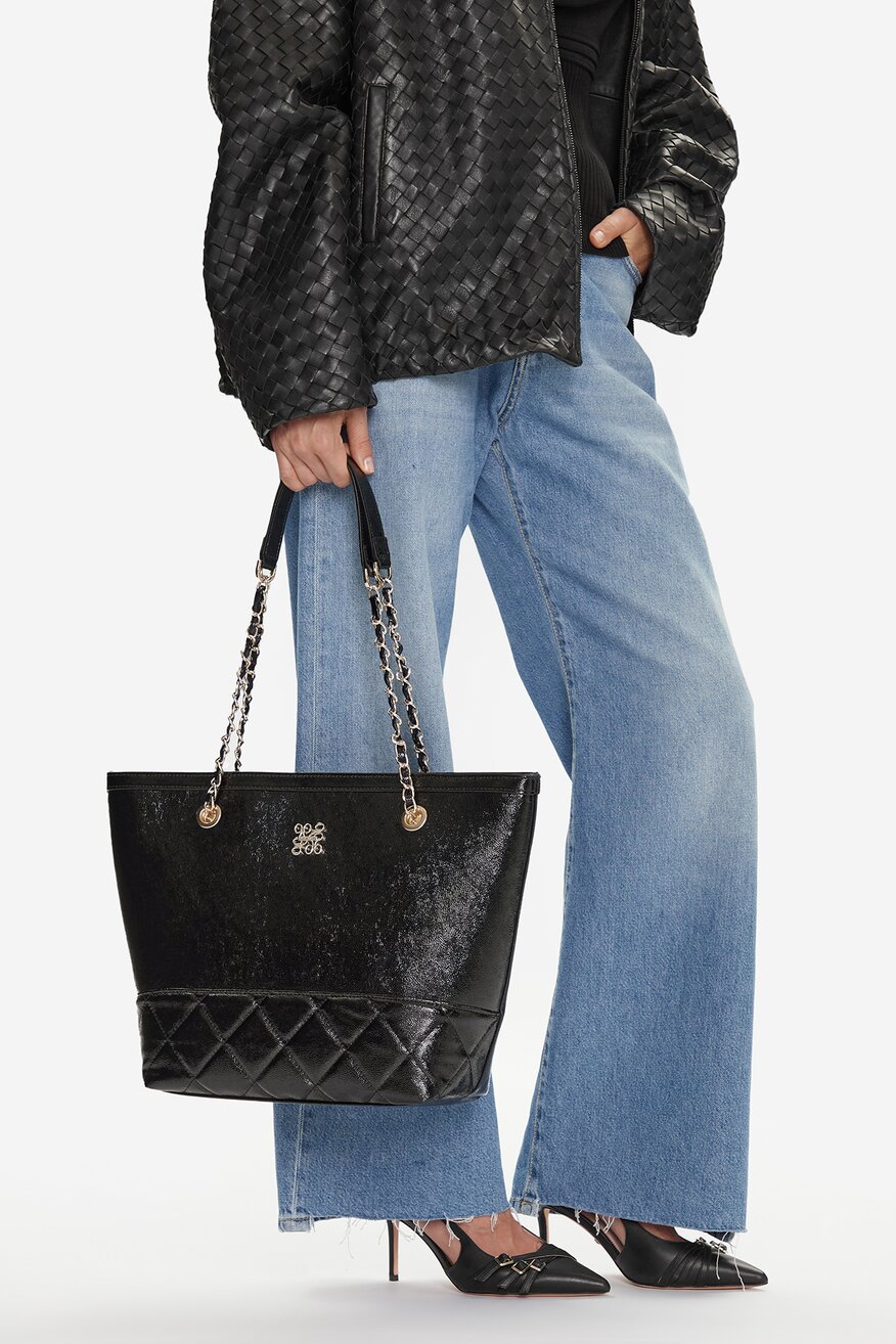 
                Дамска чанта NINE WEST ЧЕРЕН - 5906751436257