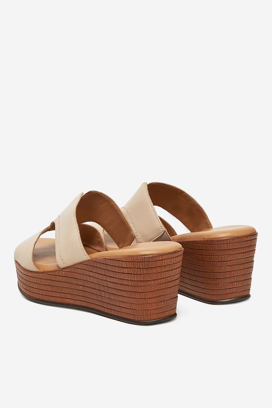 Pantofle Lasocki BÉŽOVÁ - 5906751021095