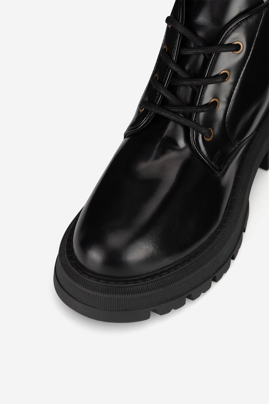 
                Duboke cipele Badura CRNA - 5905588856399