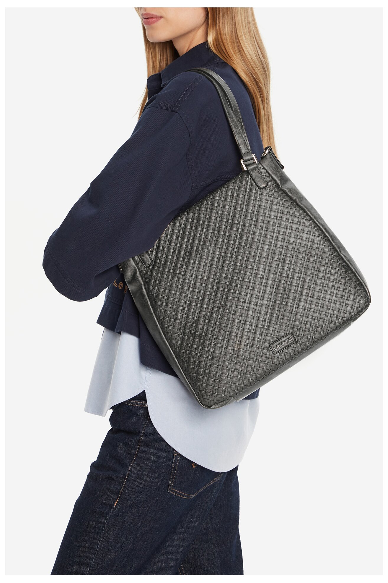 Дамска чанта Lasocki C-LSK-K-046-06 СРЕБРИСТ