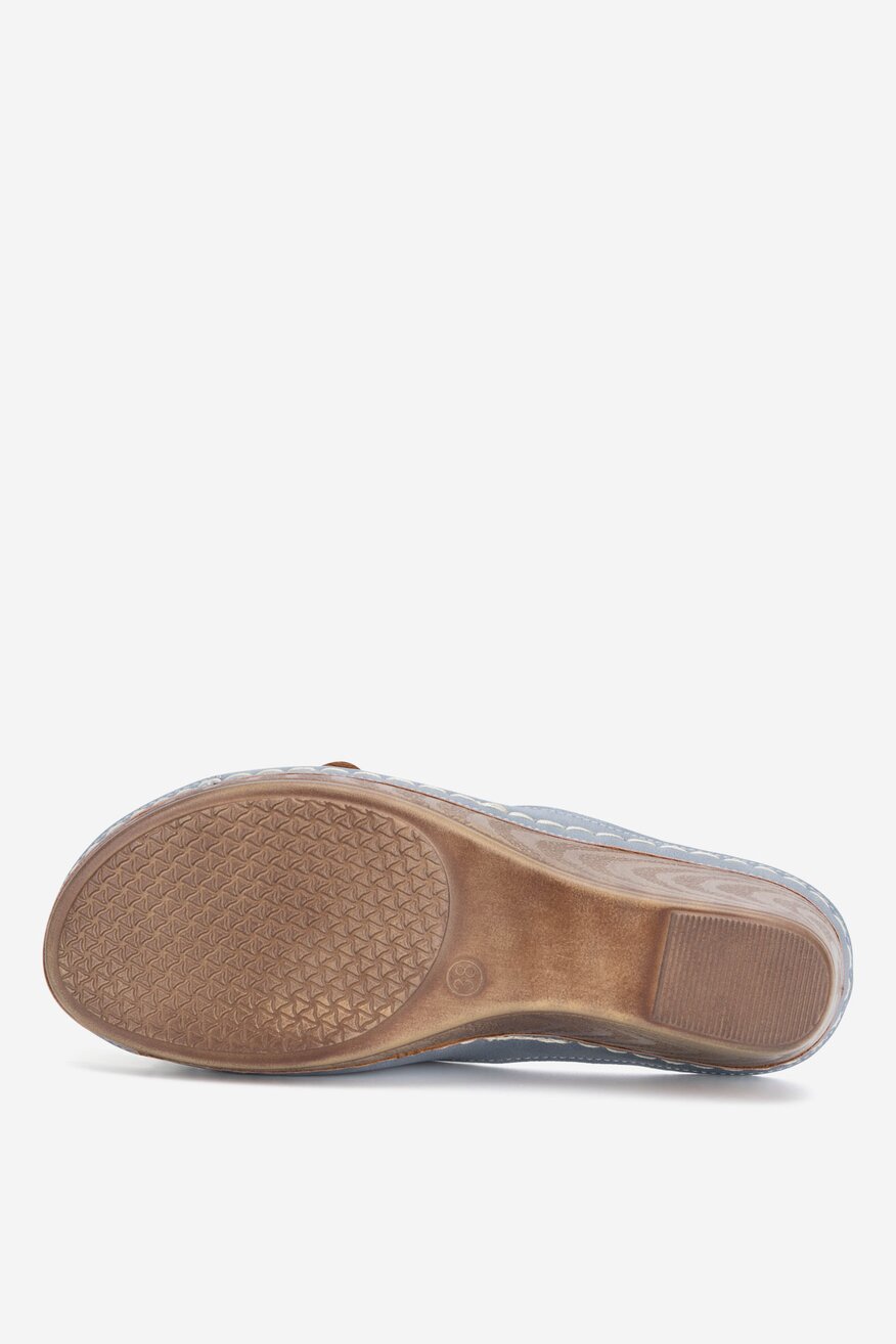 Clara Barson - Klapki na koturnie - 5905588588252