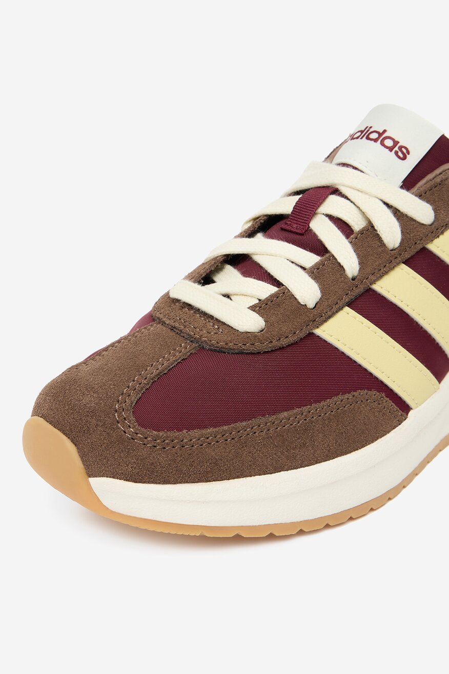 
                Sportcipő adidas BARNA - 5906751467176