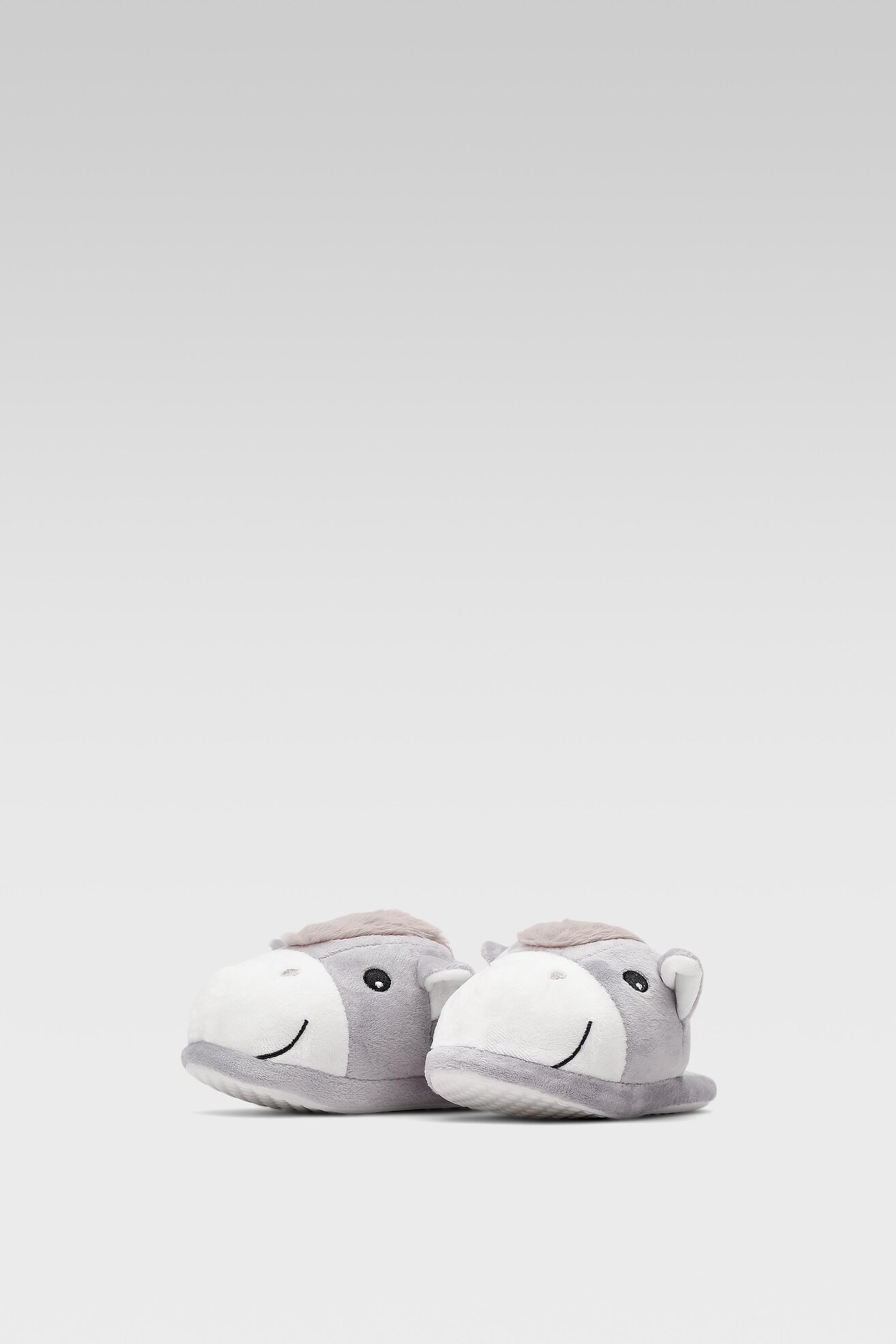 Kapcie Action Boy B75022 Szary