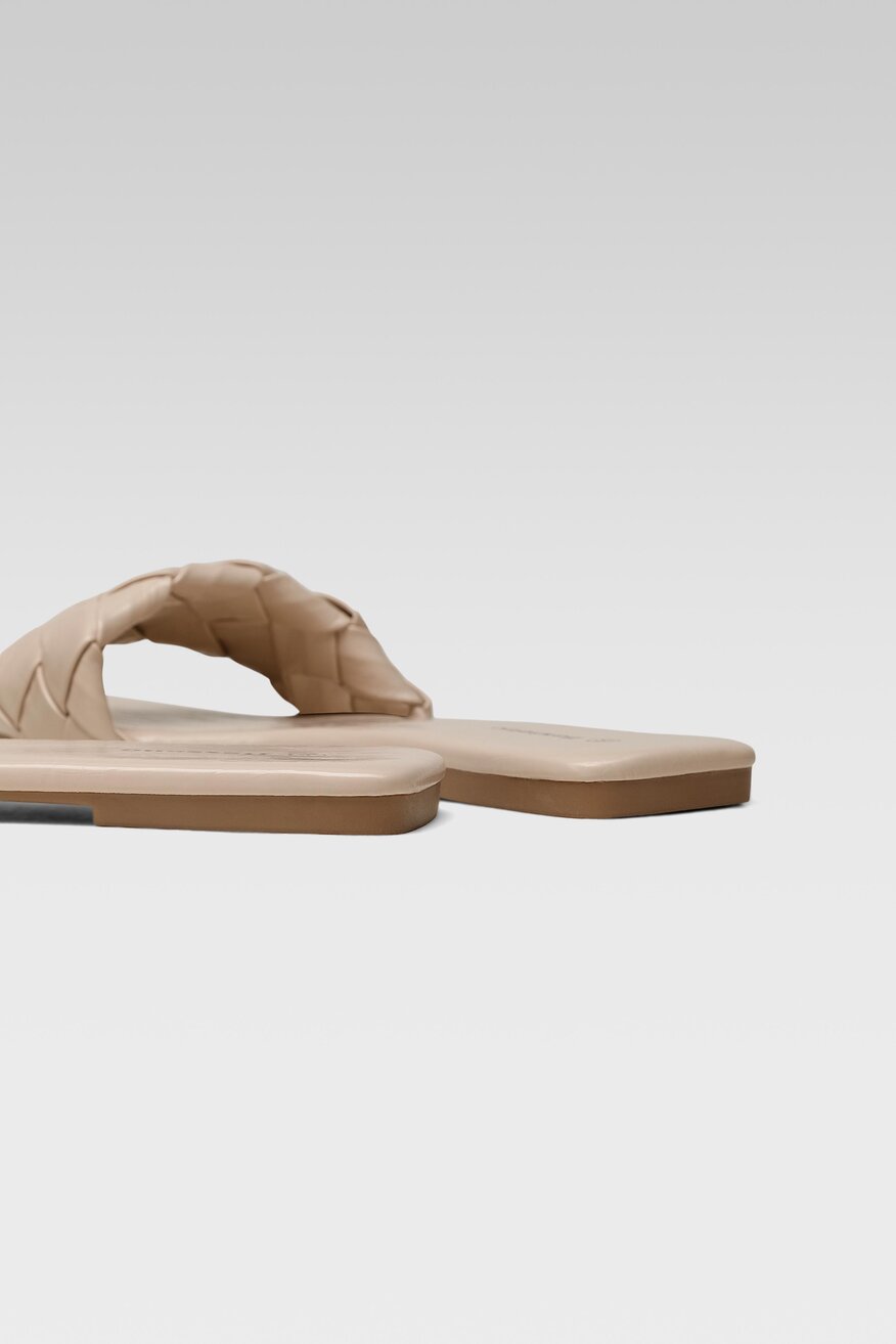 Bassano - Klapki beżowe - 5904248272869