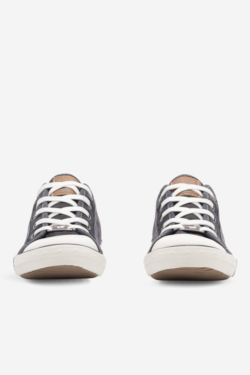 
                Mustang - Trampki - 5905588410959