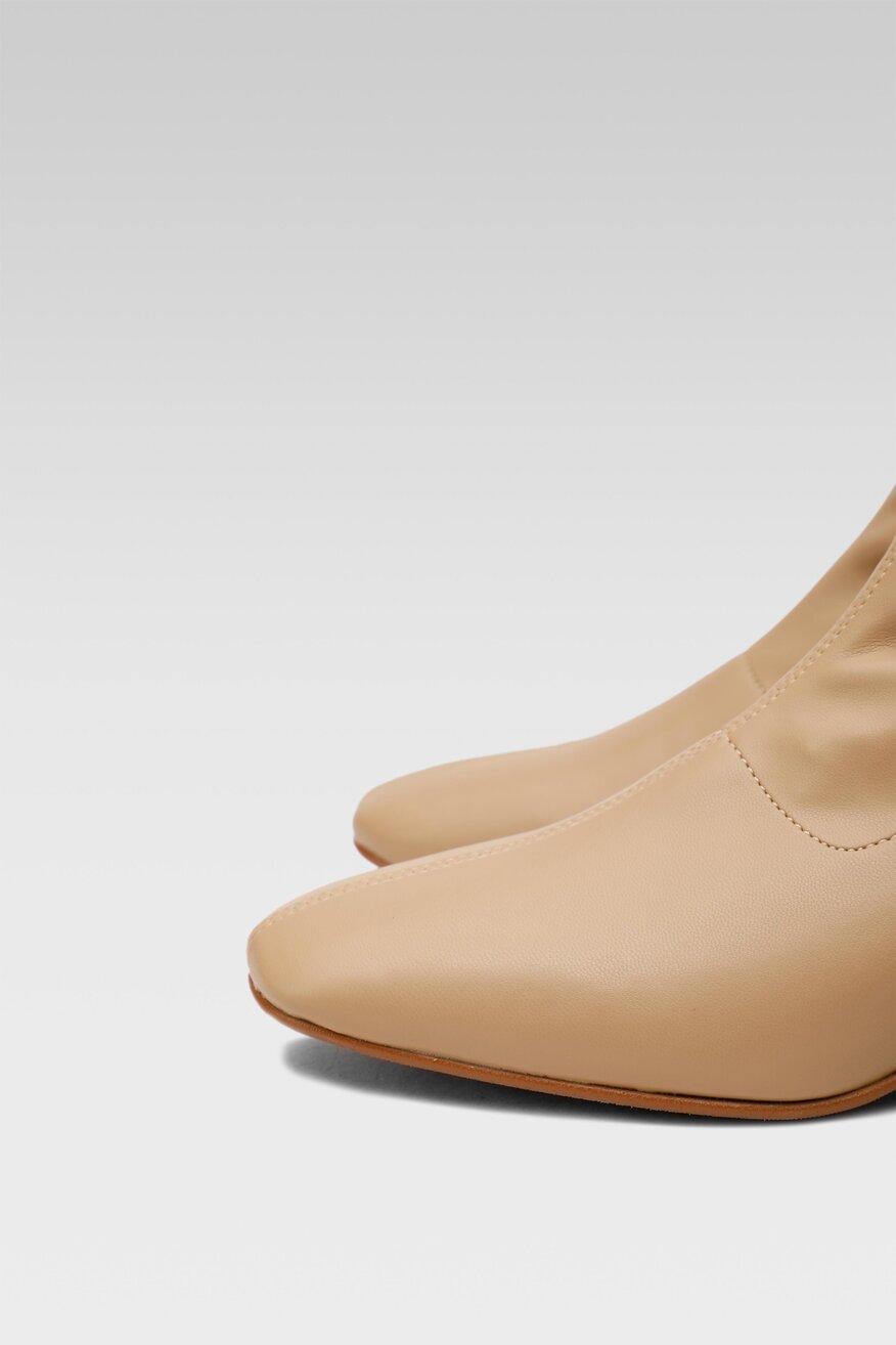 
                SIMPLE - Botki beżowe - 2230032352916