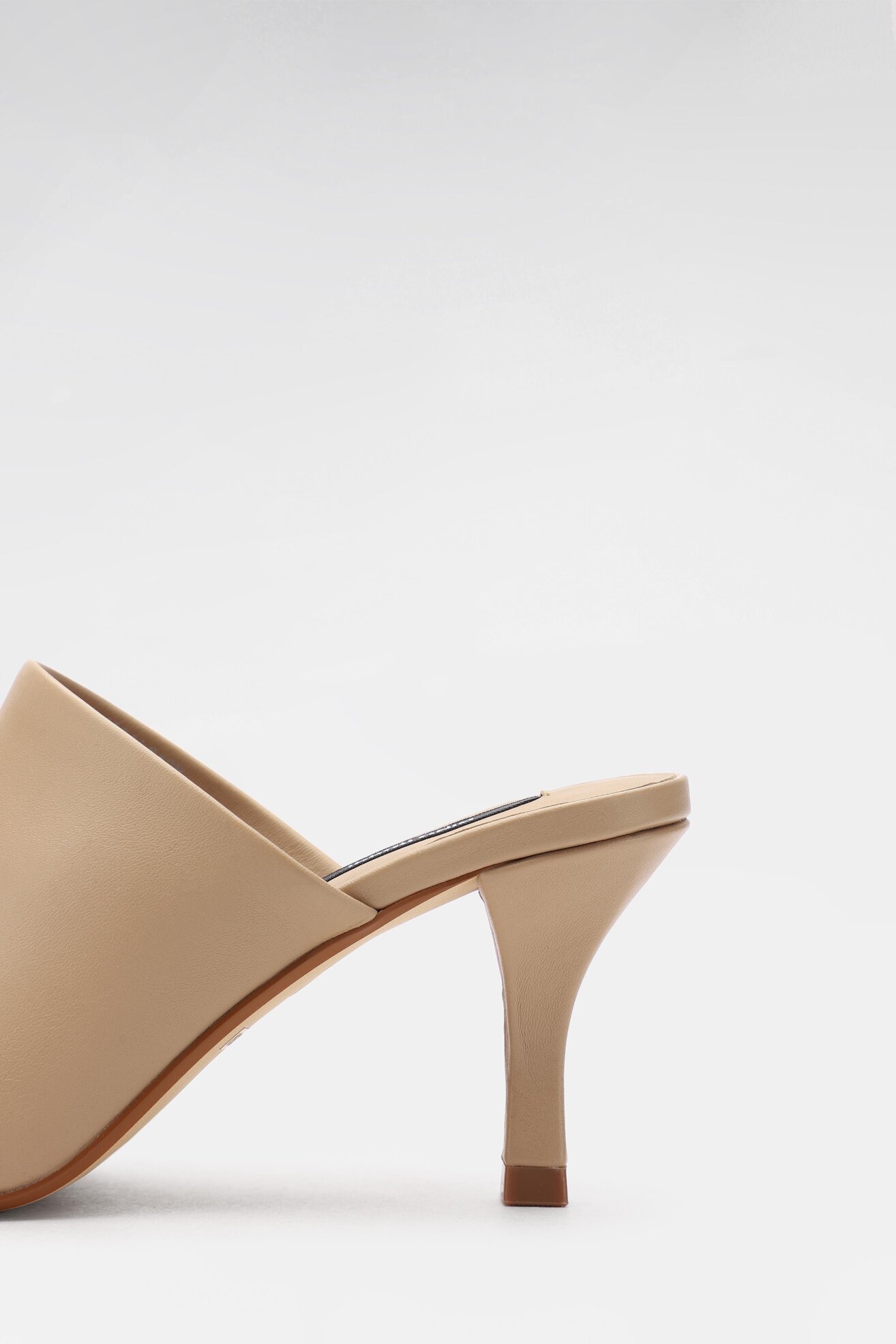 Klapki Gino Rossi 120AL0428 Beżowy