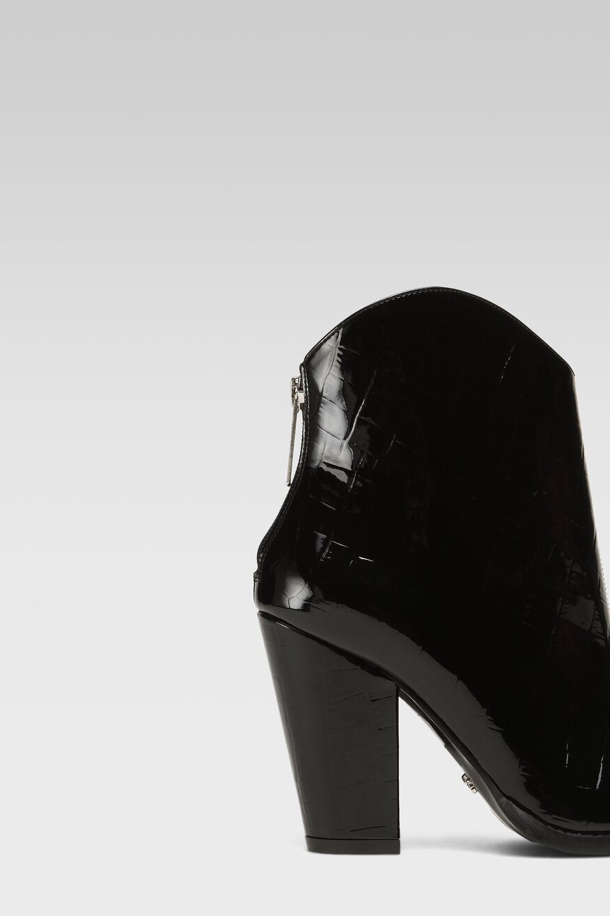 
                RAGE AGE - Botki czarne - 2230032348209