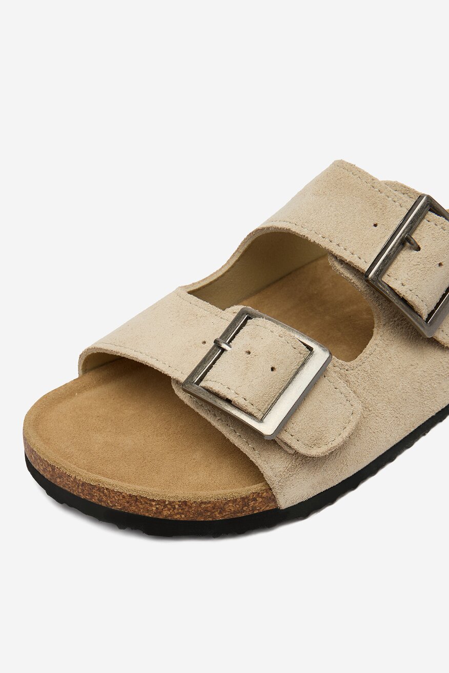 
                Go Soft - Klapki skórzane - 5907964095507