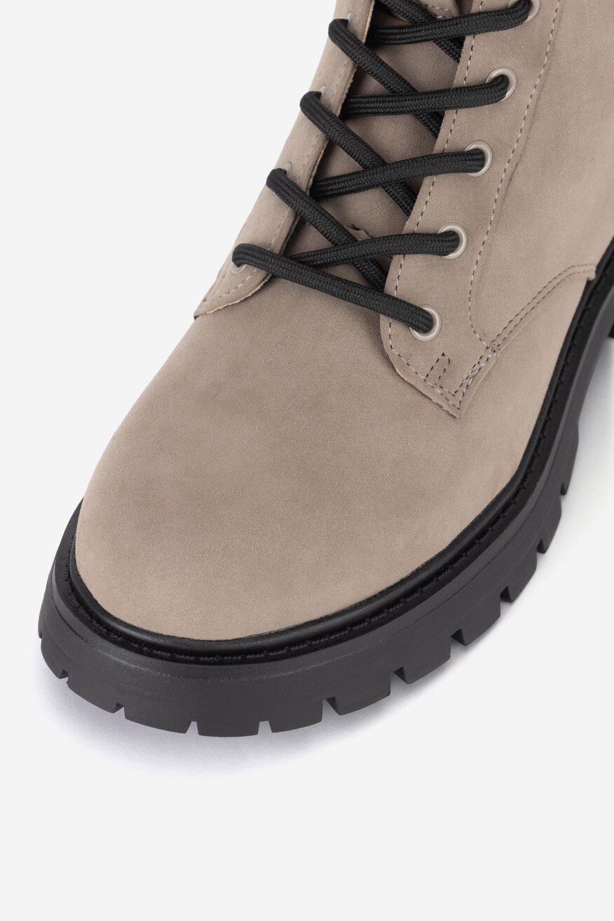 
                Боти Jenny Fairy СИВ - 5905588657002