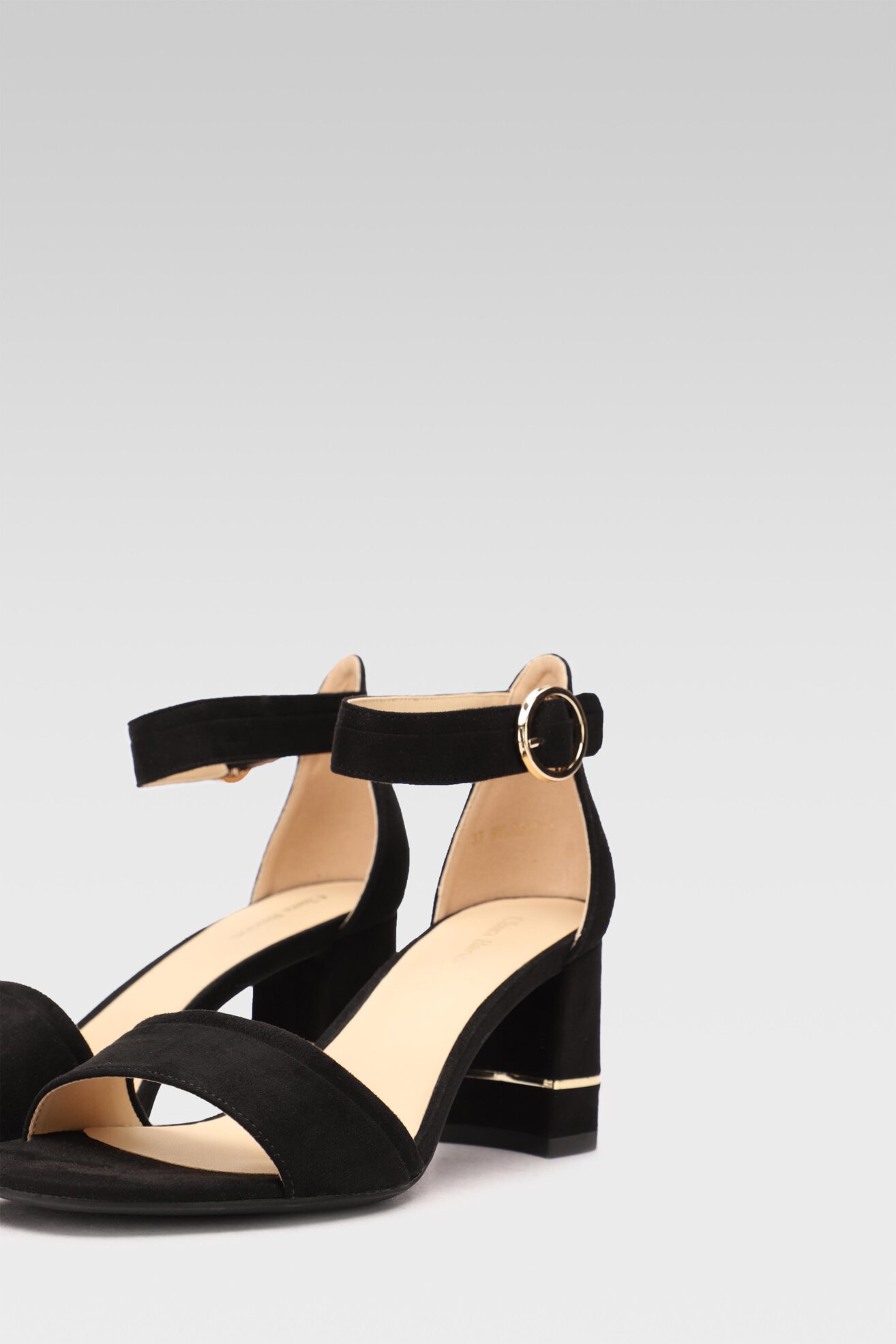 Sandały Clara Barson WYL2505-1 Czarny