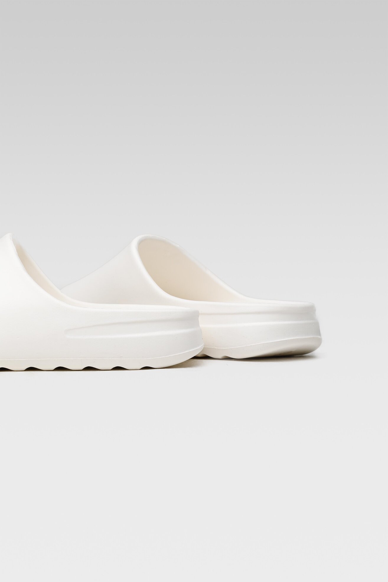 Klapki basenowe Sprandi 840005C Beżowy