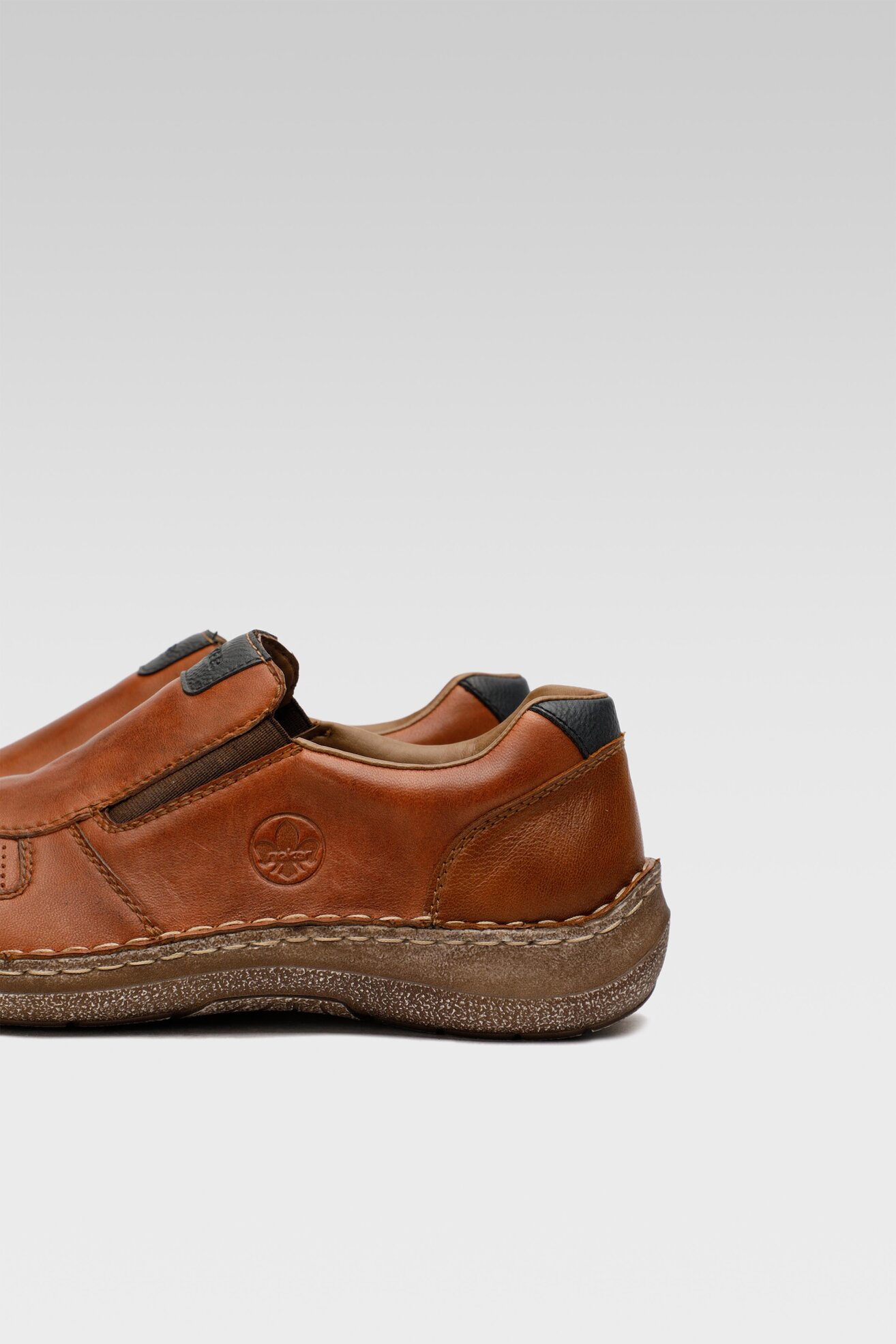 Półbuty Rieker 03069-24 Brązowy