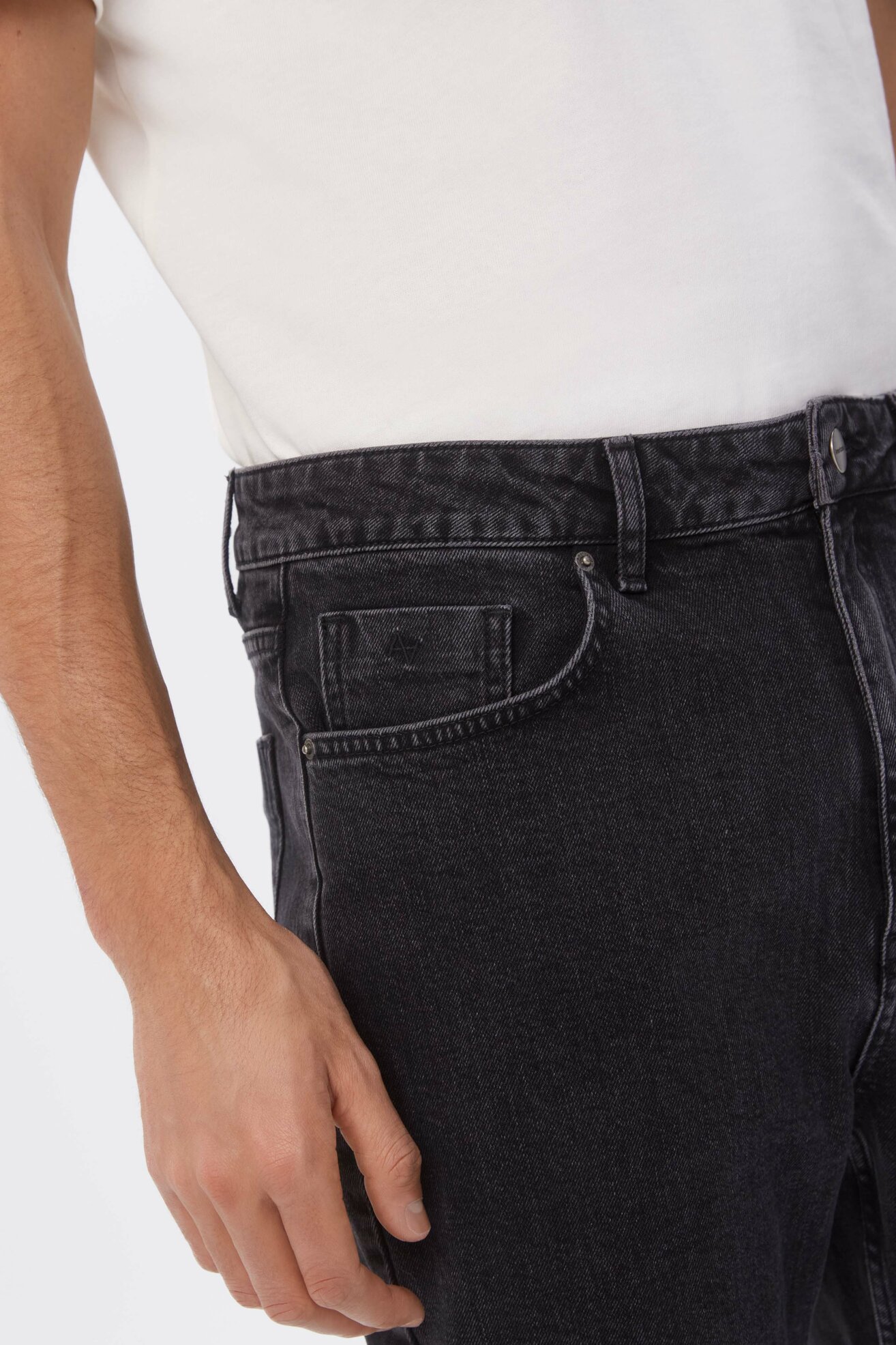 Spodnie jeansowe Americanos AM22SJM002 Czarny