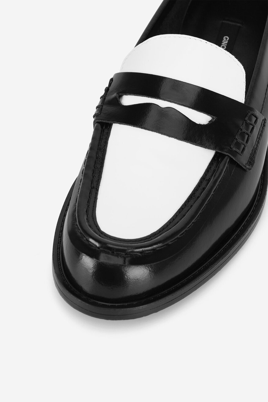 
                Gino Rossi - Loafersy skórzane - 5906751045268