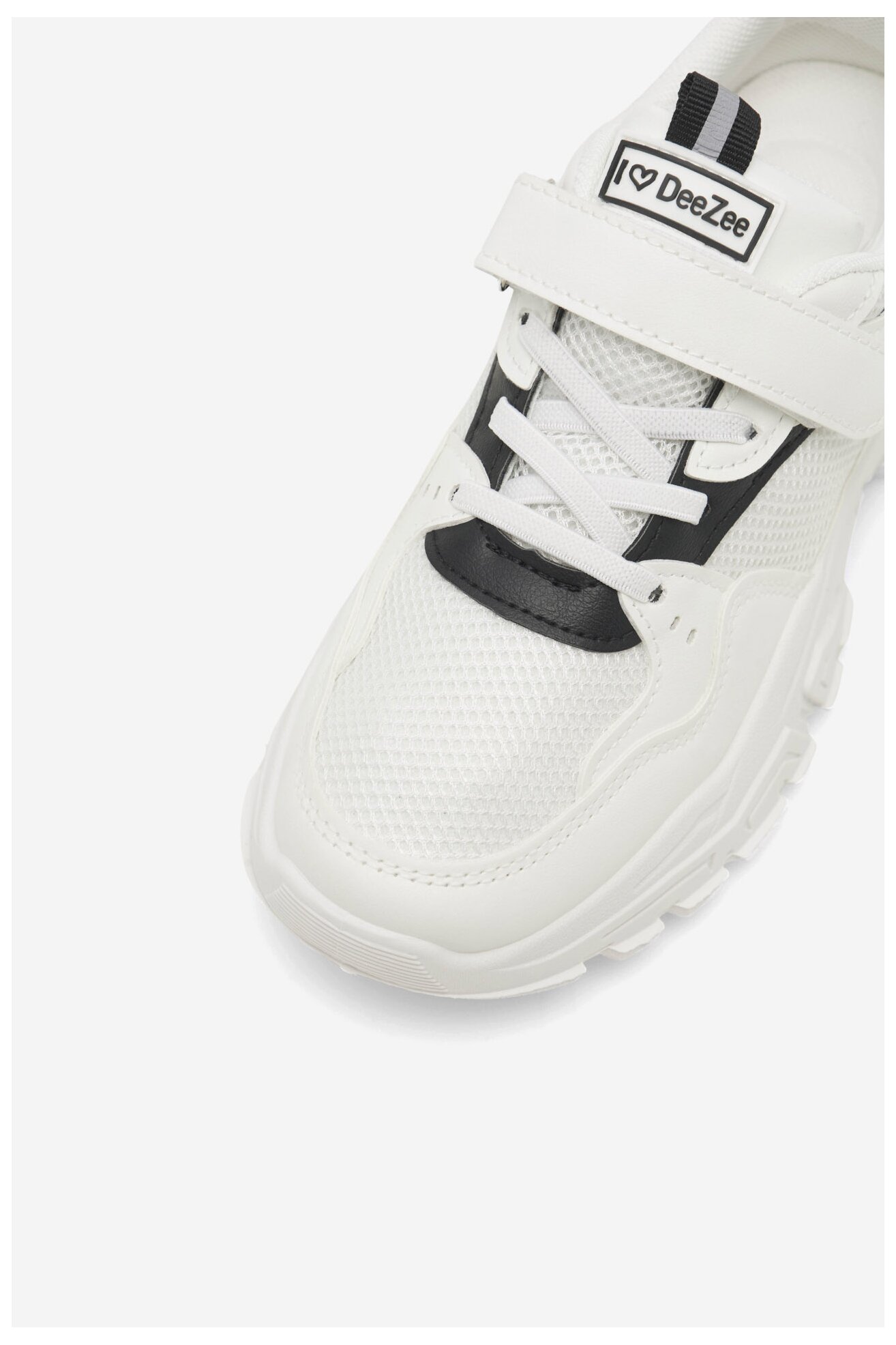 Сникърси DeeZee TS5677K-02AA ЧЕРЕН