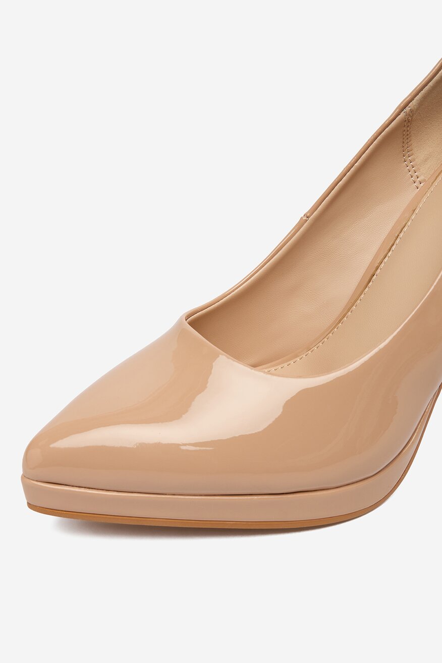 
                Елегантни обувки DeeZee БЕЖОВ - 5906751718247