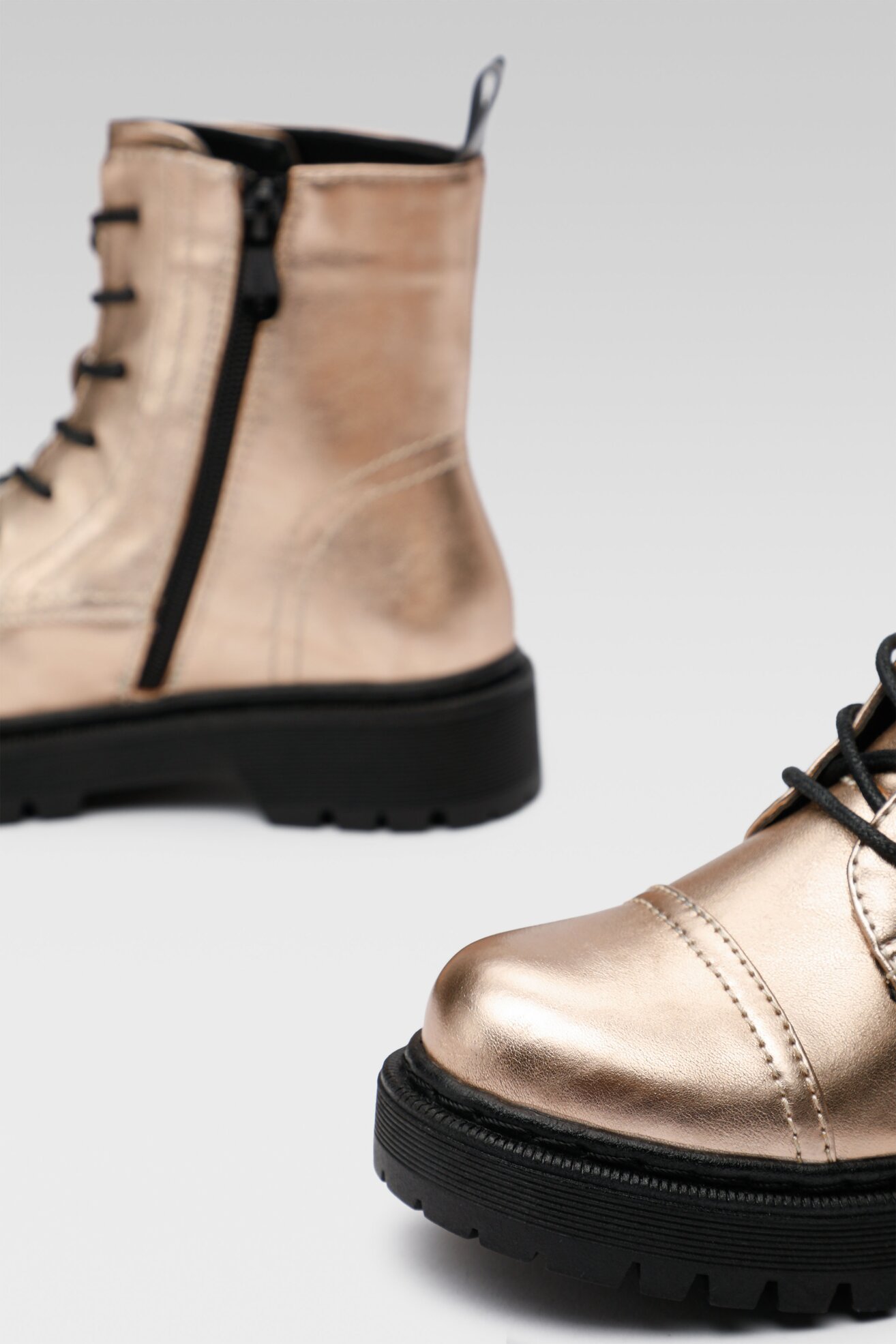 Trzewiki DeeZee CS5587-01 Złoty