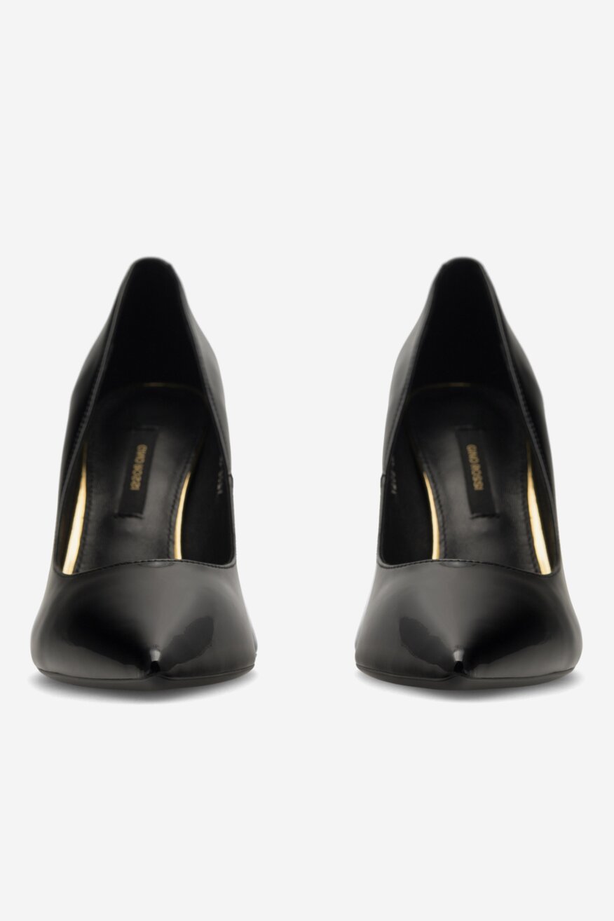 
                Körömcipő Gino Rossi FEKETE - 5905588064787