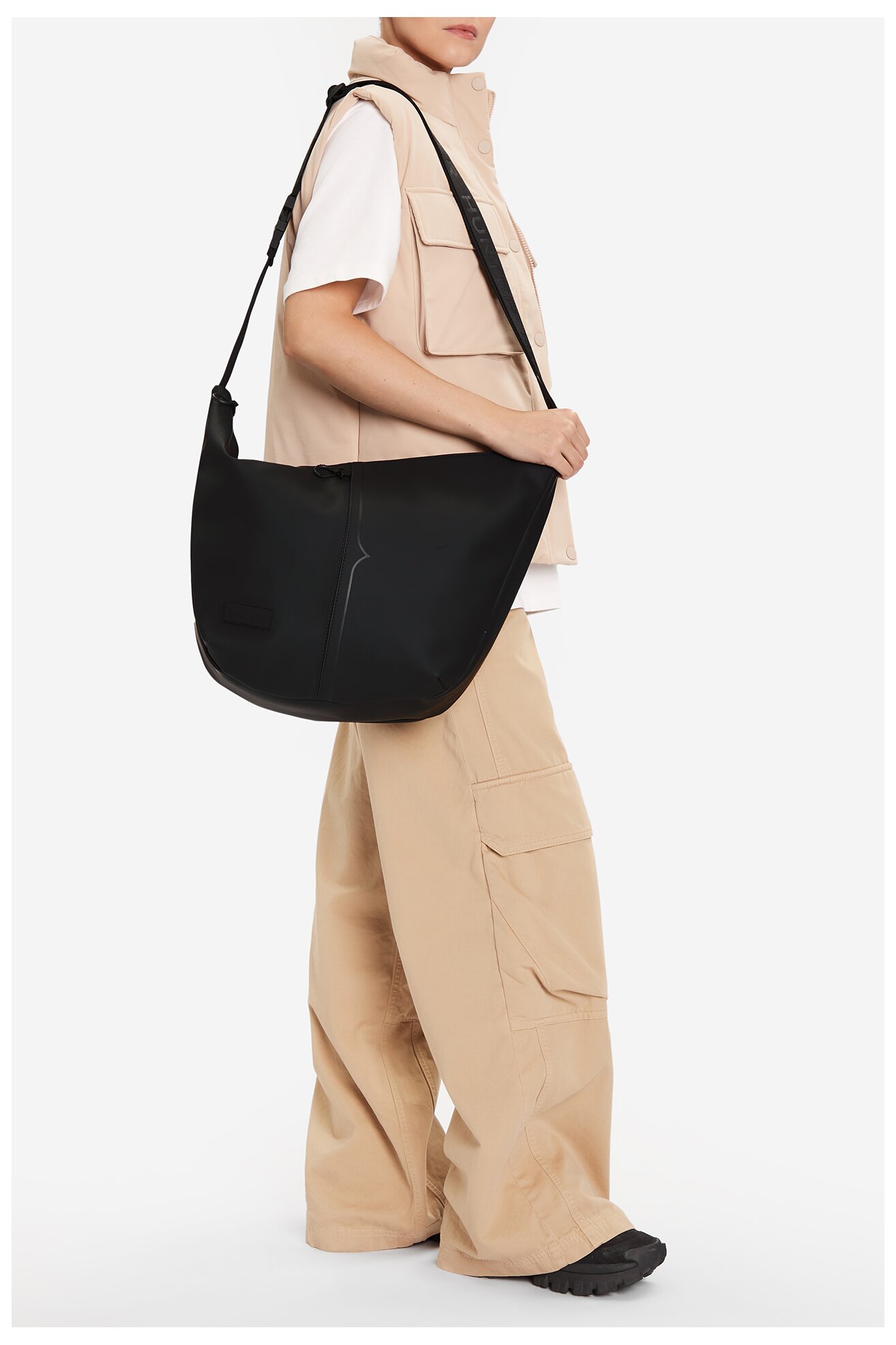 Kézitáska HUNTER C-HTR-B-012-08 FEKETE